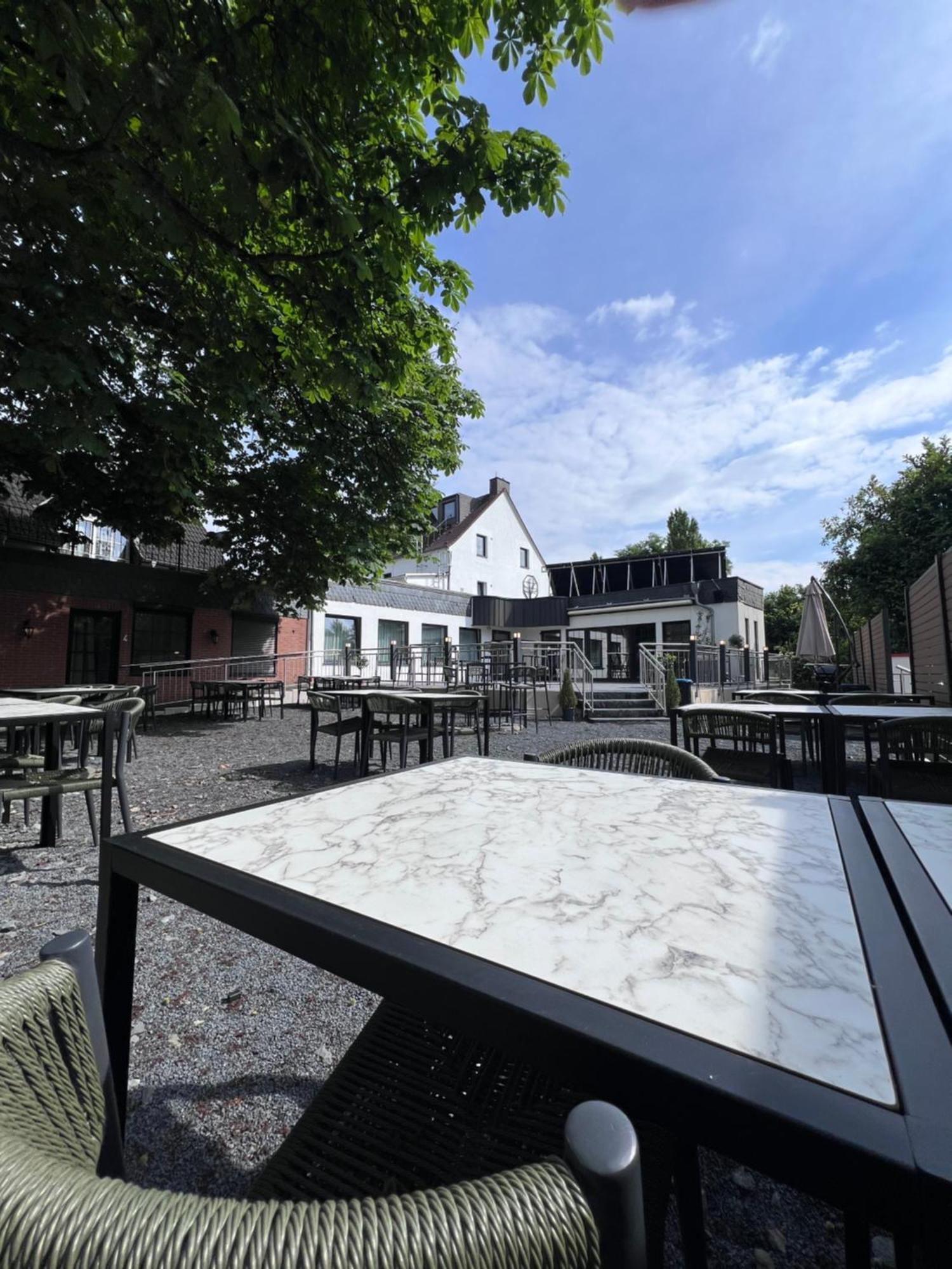 Haus Kuckenberg Hotell Burscheid Eksteriør bilde