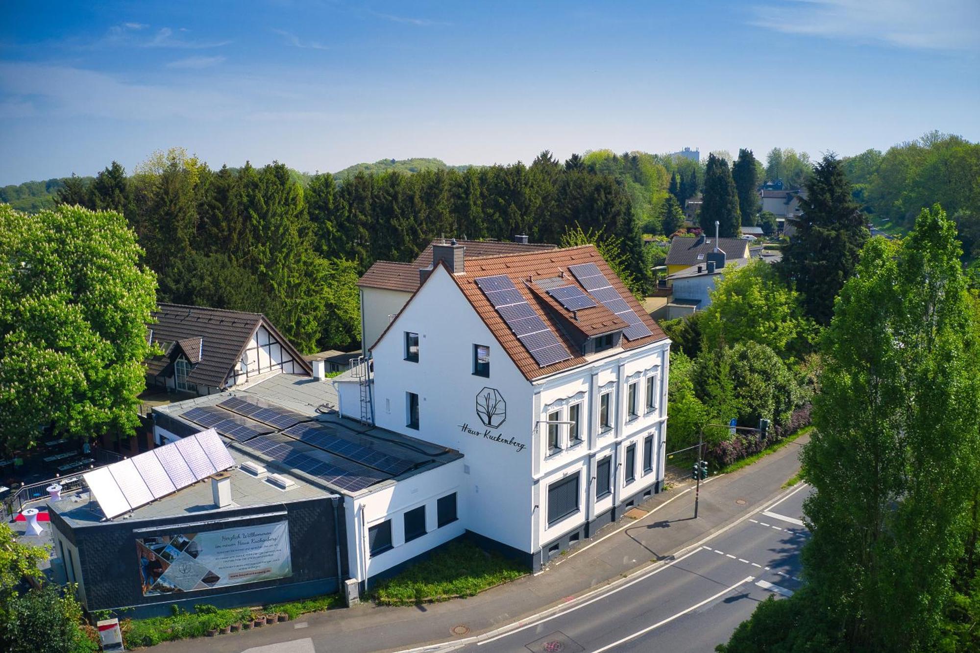 Haus Kuckenberg Hotell Burscheid Eksteriør bilde